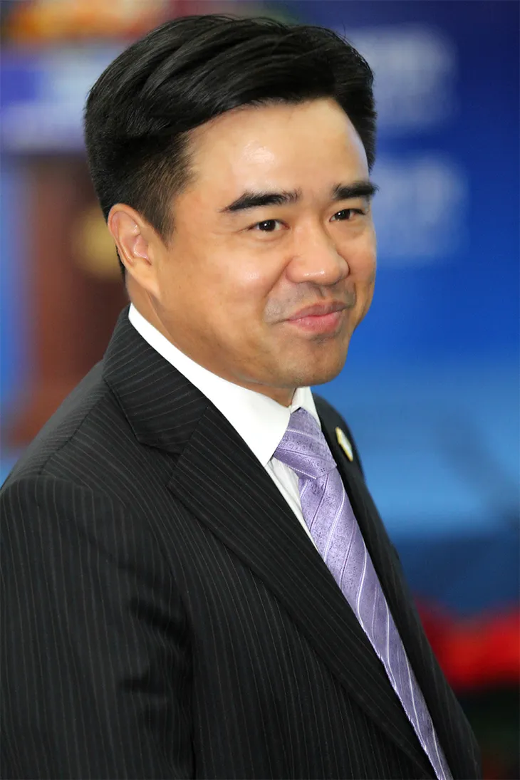 正保远程教育董事长朱正东的副本.jpg