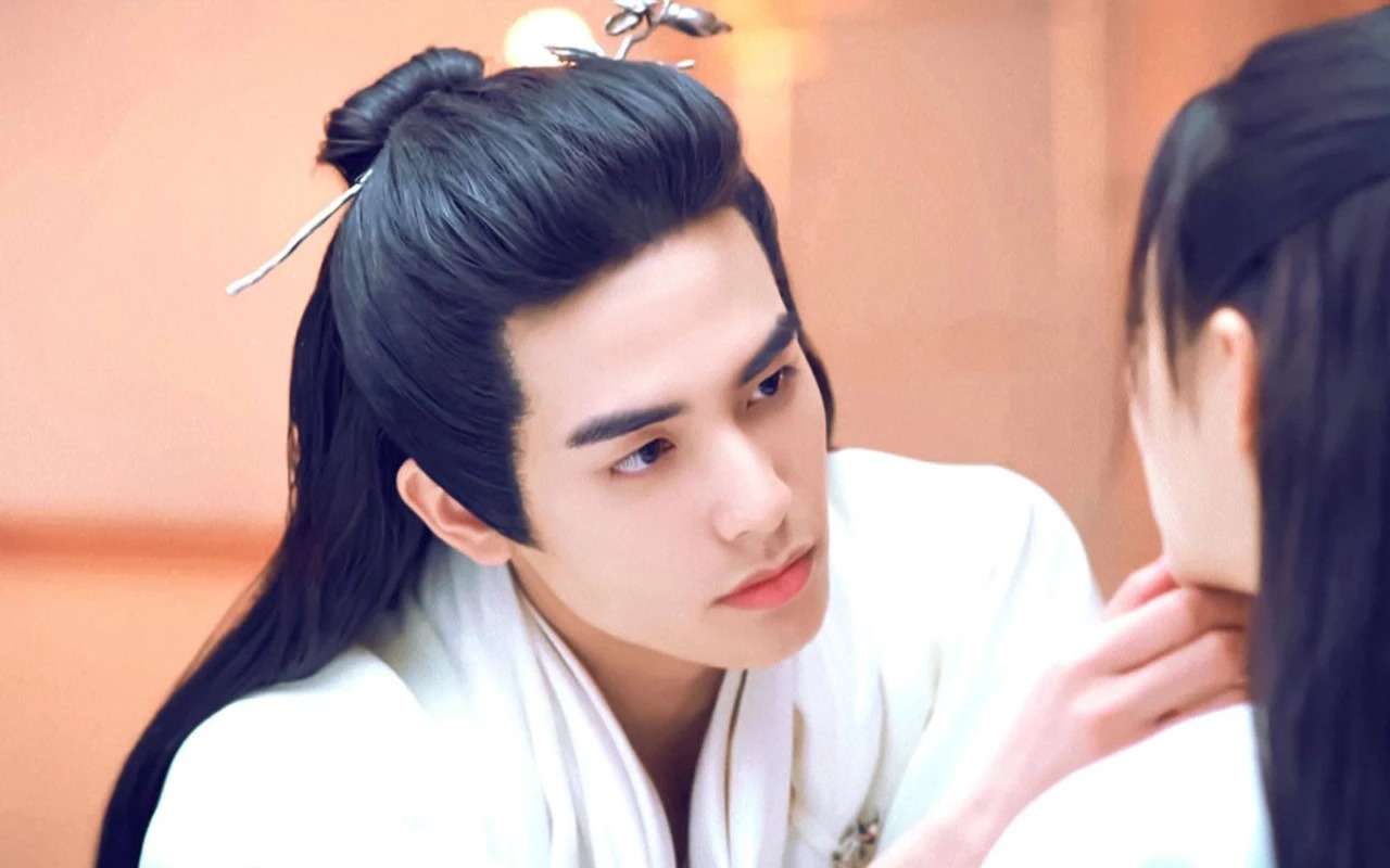 只有那些与政治权力相关的男性娘化才值得担忧