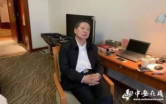 安徽理工校长.jpg