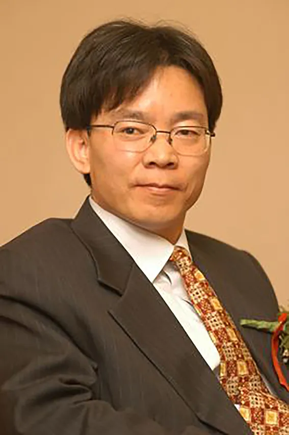 创始人照片.jpg